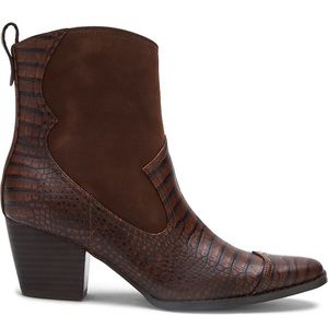 COCONUTS by Matisse Vivid Boot BRAND NEW NEVER WORN. Sold out online! Size 8m